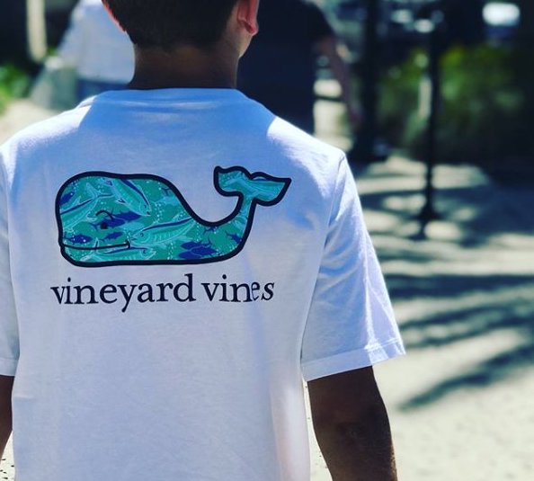 Vineyard Vines T-shirt